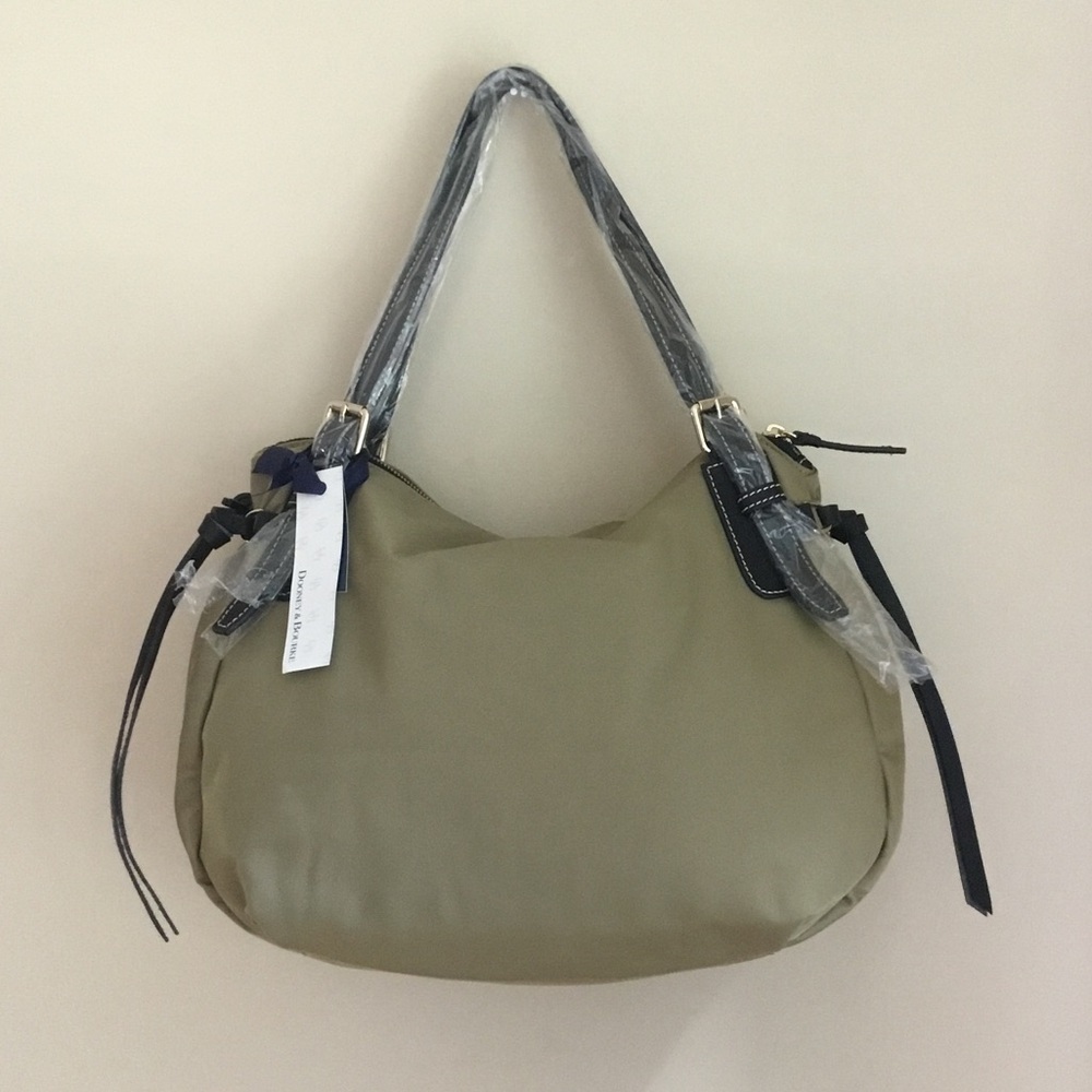 Authentic Dooney & Bourke Large Nina Nylon Leather Trim Bag - Picture 5 of 16